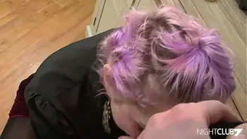 Tattooed stepmom fucks a y. guy