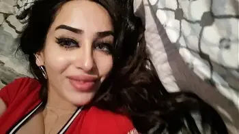 Neyla Kim beurette Bull 66 Body Egyptian Red Sexe gros seins aime baiser