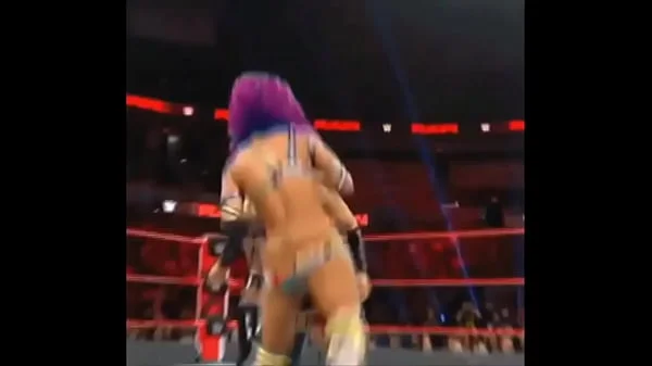 Sasha Banks wardrobe malfunction.