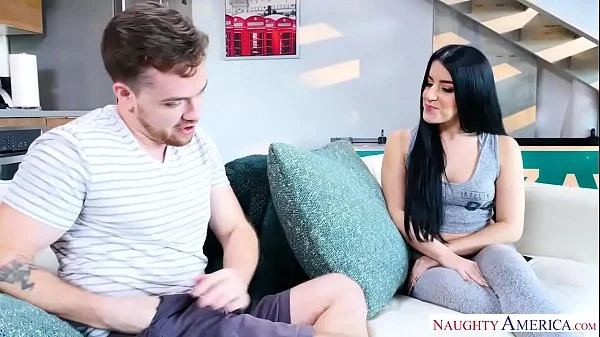 Jessica Jewels Fucks Her Friends Brother