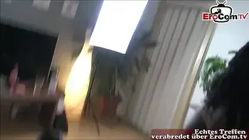 Deutsche amateur schlampe macht ihr erstes Dreier Usertreffen