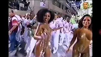SEXY GIRLS NUDE AT BRAZILIAN CARNAVAL