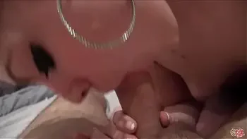 Qué andaluza más increíble, Elisabeth , tan alta y esbelta, con ese culazo que quita el sentido