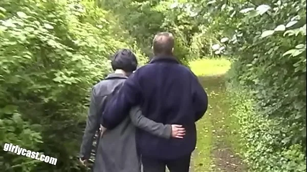 Lisa and her cuckold outdoor threesome