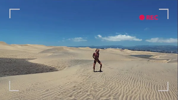 PISS PISS TRAVEL - Funy in micro bikini girl public pissing in Maspalomas dunes Canarias
