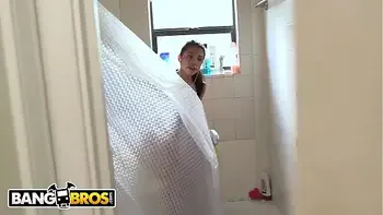 BANGBROS - Petite Latin Cleaning Lady Veronica Rodriguez Gets Her Tight Pussy Banged