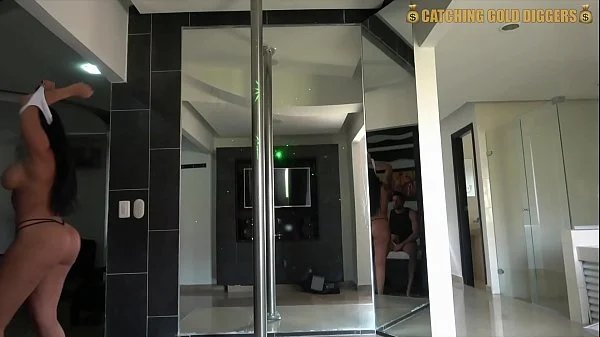 Sweet Anal Sex With A Big Booty Girl In A Gym Outfit Picked Up From The Park