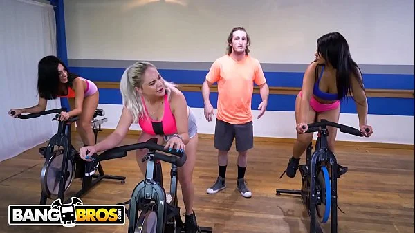 BANGBROS - Spin Instructor Fucks Big Booty Latin Babe Rose Monroe In Class!