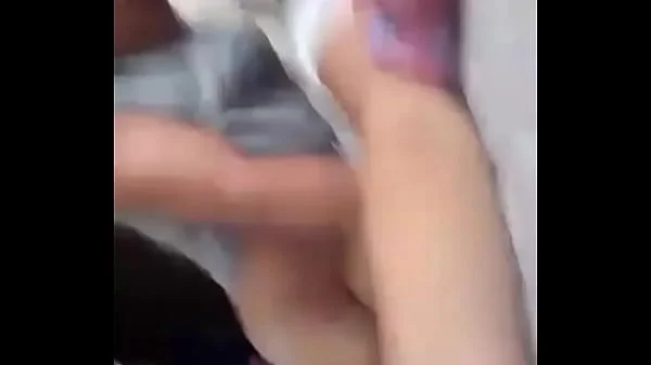 Le gusta por el culo.