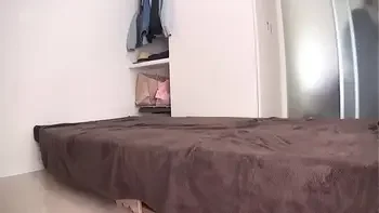 同僚と社内恋愛中の美人営業が男性の年配の顧客が多いので枕営業をしている疑いがあり問いただしてみたら白状したので家に誘って秘密にしておくことを引き換えに中出しさせてもらいました！　一ノ瀬蘭　1