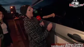 Lustiges Straßencasting mit deutschen teens und fremden passanten