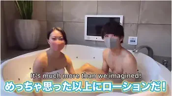 ローション風呂に入ったらヌルヌル亀頭責め手コキてm男の潮吹きか止まらす立ちハックて早漏tマ中出ししちゃいました Lubed Fuck In Bathrooom Squirts, Creampie