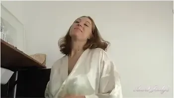 Judys - 40yo Amateur Redhead Milf Mrs. Martas Good Morning Masturbation With Aunt Judys