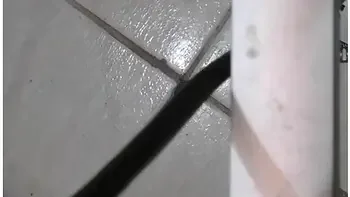 Black Camgirl Sensualizing And Masturbating Online