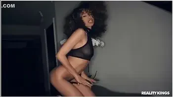 Cecilia Lion Vs Ricky Johnson