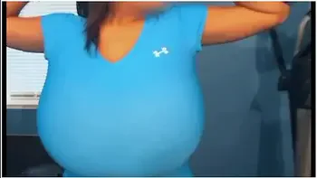Tits bounce