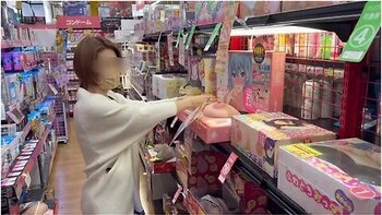 I Dressed A Perverted Big-breasted Milf In A Sailor Suit And Took Her For An Exposure Walk.asian