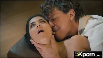 Italian Babe Moona Snake Is Tight