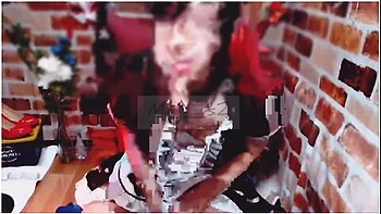 Hentai Maid Seduces Her Master