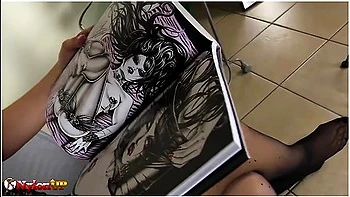 Long Feet Brunette Footjob In Pantyhose