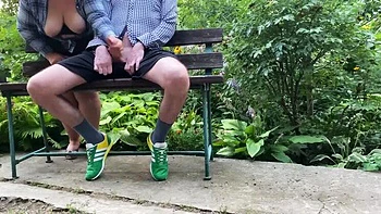 Mature Ukrainian Cougar with Saggy Tits Makes Me Cum Outdoor