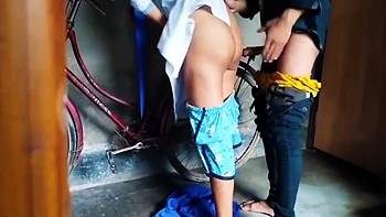 Indian Student 18+ Gets Fucks By Her Young Teacher