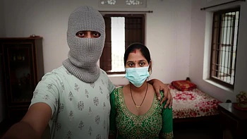 Indian Desi Hauswaif Soni Bhabhi Ki Chudayi Devar Ne Bhabhi Ko Ghodi Bana Ke Choda With Devar Bhabhi