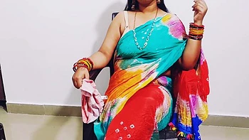 Stepmom Seduces Her Stepson For The Hardcore Fucking In The Hot Night