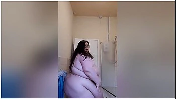 Ssbbw Sexy Fat Girl Strip Jiggle Belly