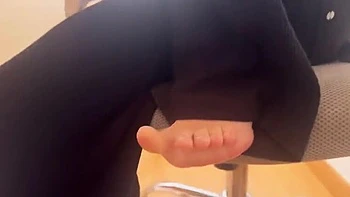 Blonde Latina Amateur Paints Nails and Gets So Wet She Fingers Her Pussy to Orgasm