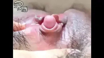 Japanese girl rubbing her big clit to orgasm