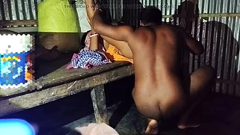 Desi Aunty and Husband Hot Sex Enjoyment - Dogrupali69