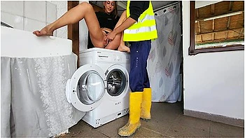 Fucked Hard On The Washing Machine By The Pig Of The Construction Site