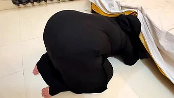 Hot Muslim Maid Stuck Under Bed Begs For Anal Fuck From Owner - Aria Mia Big Ass Doggy Style