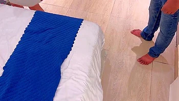 Desi College Girl Seduced by Delivery Boy - No Money, Just Sex at Doorstep - Hardcore Indian Homemade