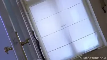 Avril Sun gets a huge facial