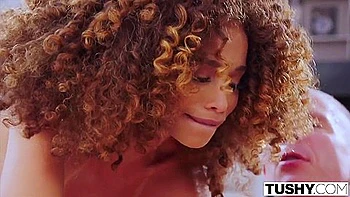 Diva Cecilia Has Her Manager Satisfy Her Ass Fucking Desires