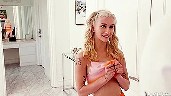 Skinny Anal Blonde Cowgirl With Perky Tits Emma Rosie - Ass