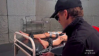 Bondage Orgasm - Dyanna - Marcus - Hitachi - Chained To The Bed