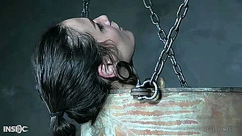 Luna Lovely - Effected