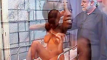 Negerflittchen Wird Artgerecht Abgerichtet