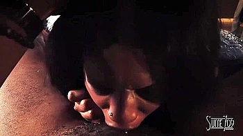 African Babe Loves To Suck