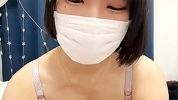 Erotic live chat with cute beautiful girl