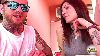 Soaked Vagina Licking To A Nineteen-year-old Stranger Met At The Gym(italian Dialogues)