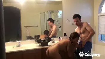 MILF Lets A White Guy Cum Inside Her Bald Black Pussy - Pussy Creampie