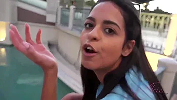 Vienna Black - Vienna Is So Much Fun At The Wax Museum