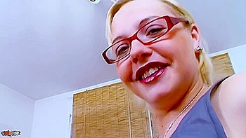 Anal Screw In The Office With The Little Golden-haired Maeva Blue