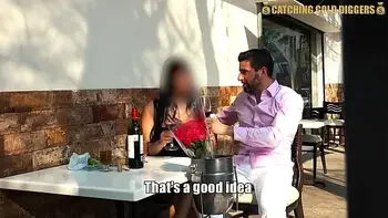 Mexican Big Booty Gold Digger Gets Fucked For Valentines Day