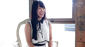 Former idol with a 145cm minimum body