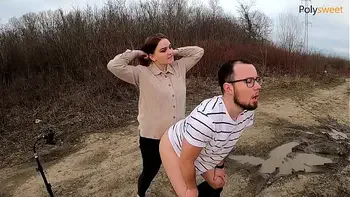 Моя сука ромко орала, поэтому поела своей спермы) (пеггинг, фемдом)